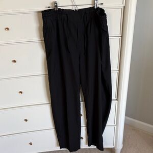 Old Navy Women’s Stretchtech Athletic Black Pants